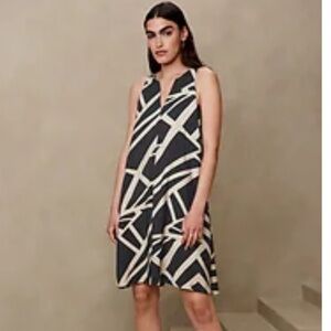 NWT Banana Republic trapeze mini dress navy stripe size medium